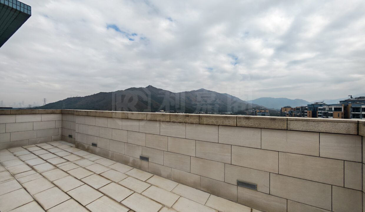 b8ca3f9b-7636-4957-a61d-f9c1ed9e5bcd.jpeg