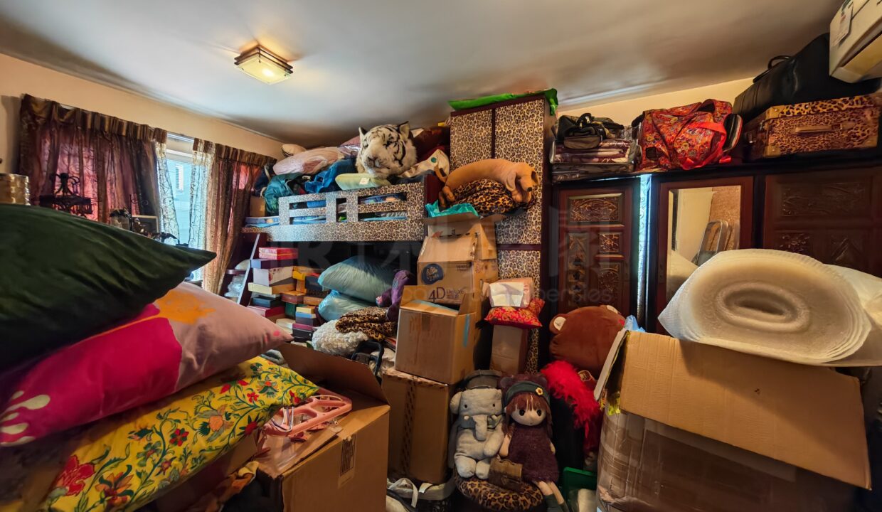 c2394bb2-73a7-482a-b7df-5d9a982a13a1-48.jpeg