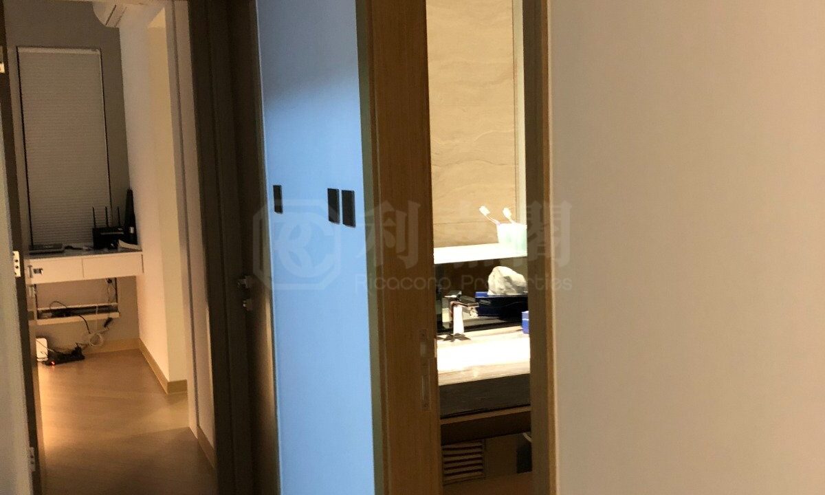 c35f0f74-ba6c-4682-921a-97ddc03d2d87.jpeg