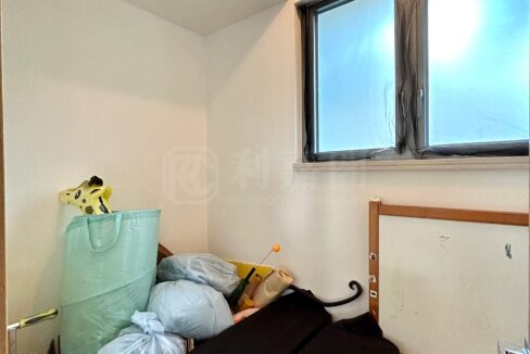 d5329aef-9f47-49e4-a940-8afcd16ed894.jpeg