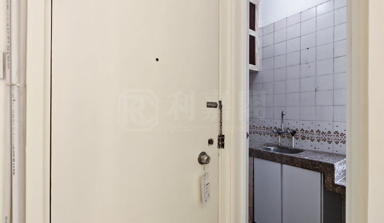 d75dcba5-c95f-4caa-ac4e-16e6836c2139.jpeg