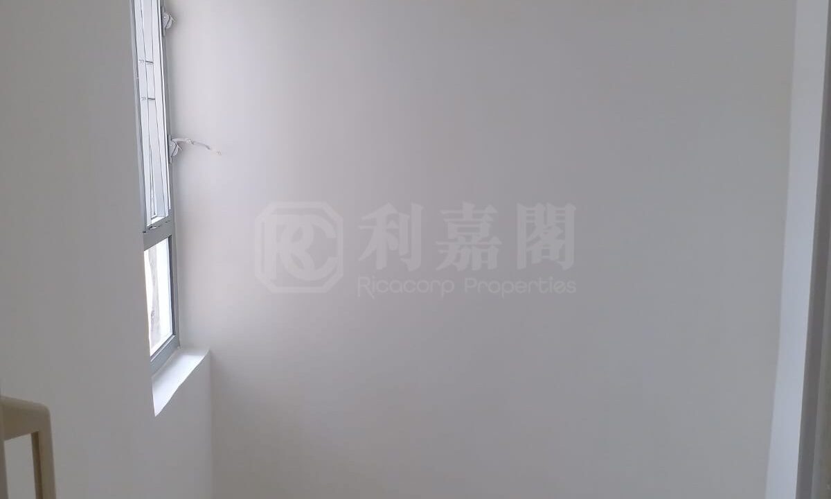 d77134c9-3e5f-4bf0-926b-04be73255f6d.jpeg