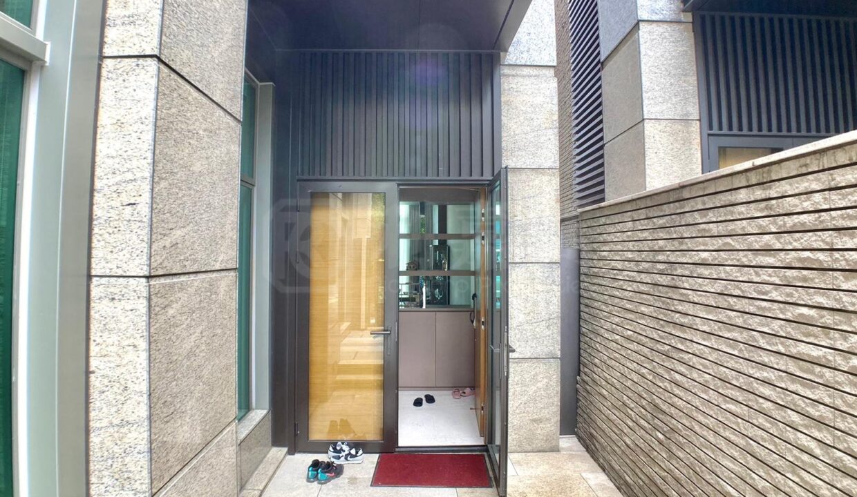 daf96ce7-ec70-4f83-b877-1a457d6ef6c2.jpeg