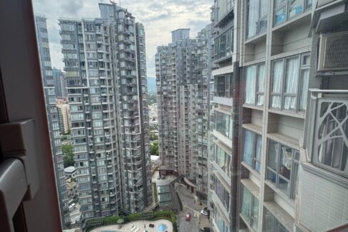 db010063-ca31-4f03-b9e6-aaacb9472738.jpeg