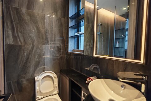 dc9b93b6-1b56-40fe-94d0-a3d951b6d346.jpeg