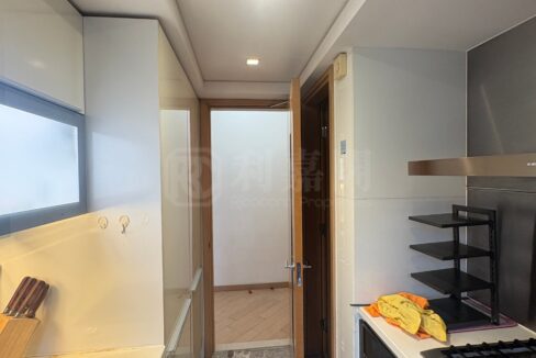 dec42b03-a45b-4a77-be99-d2186d203e23.jpeg