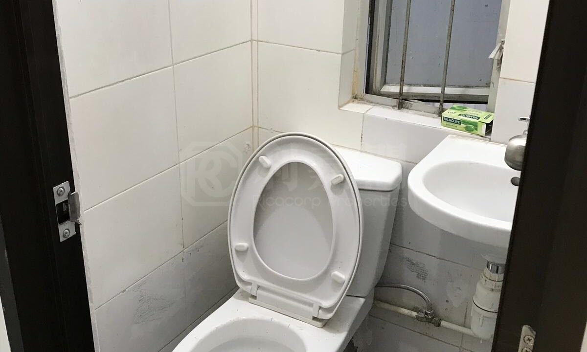 e68c5744-8715-4adb-a4ba-70cfabcc0d26.jpeg