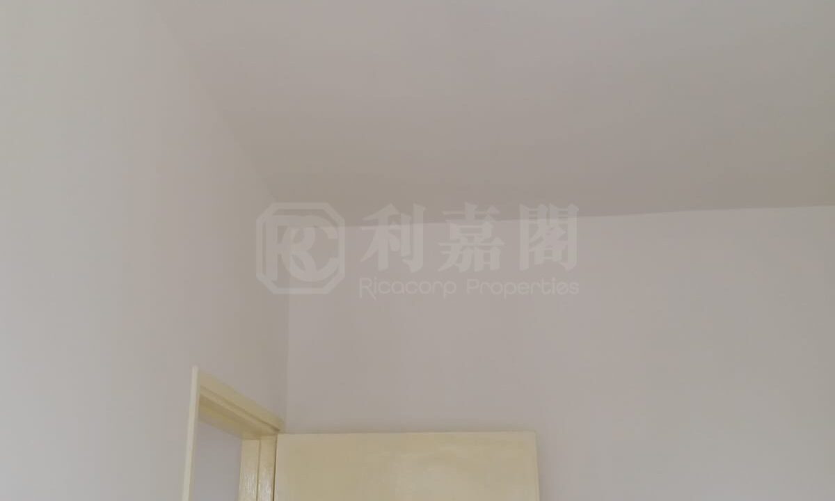 ebf70d1e-aef5-4373-8a39-6b5e855a9a6d.jpeg