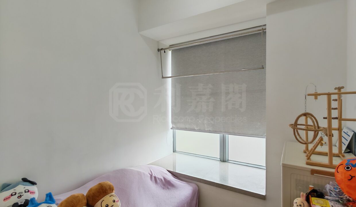 edcc5a6c-4f9d-48cc-b123-1d283d6ccf6d.jpeg