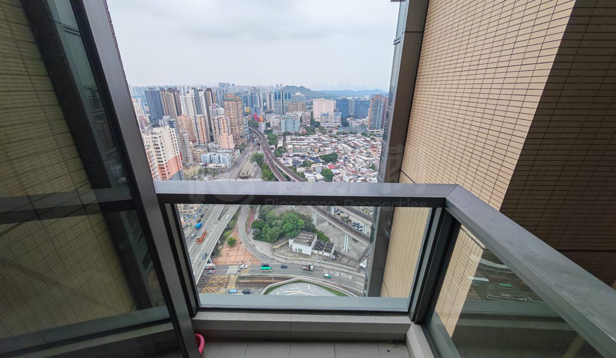 ee51854e-1d1c-4a57-908e-a658c87c6ad4-3.jpeg