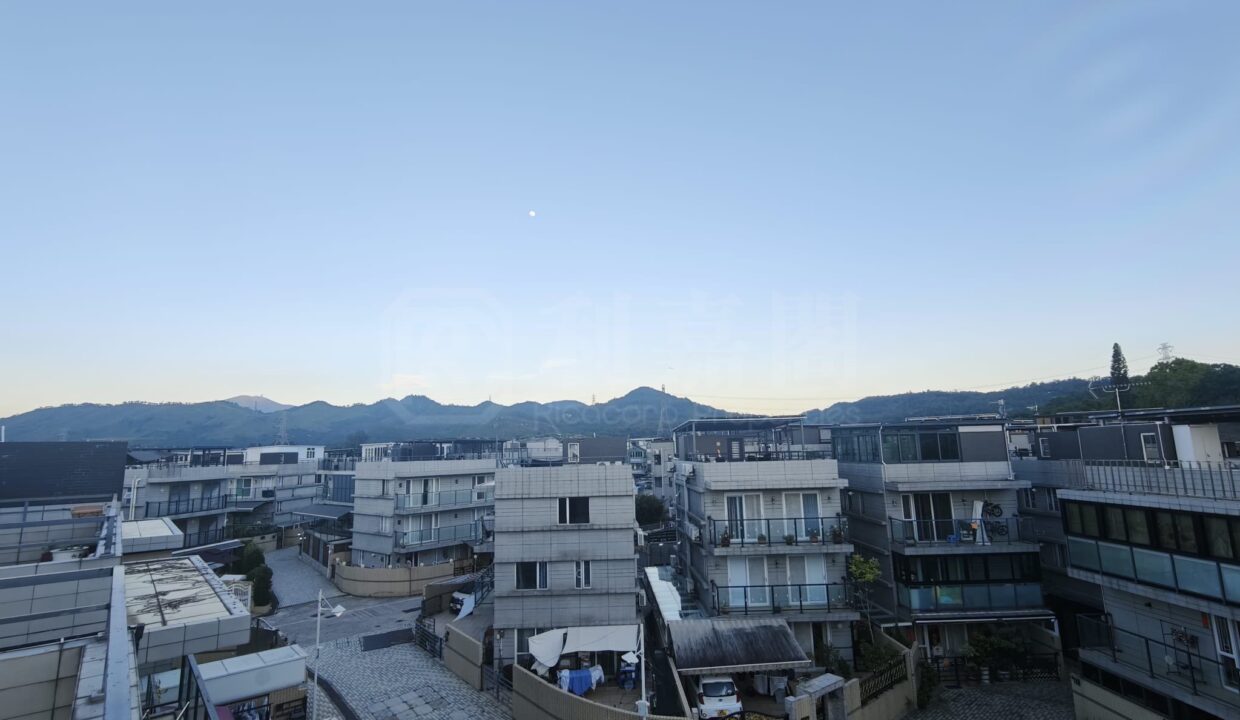 f4bf9b9d-3768-4736-a293-5820927c0c75-12.jpeg