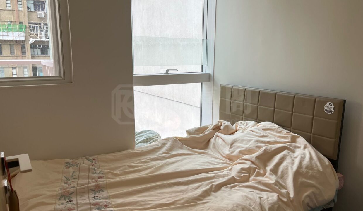 f59b8f59-d1f3-42b0-8fcd-6693b04ad72f.jpeg