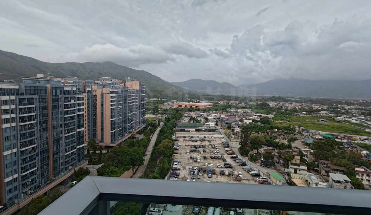 f9e27585-29c5-4188-a1f5-7d451438d776.jpeg