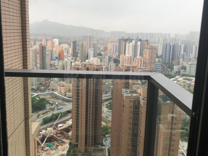 元朗站頂高層單位 景觀開揚 0距離直達元朗大型商場 - 元朗屋網 28YuenLong.com