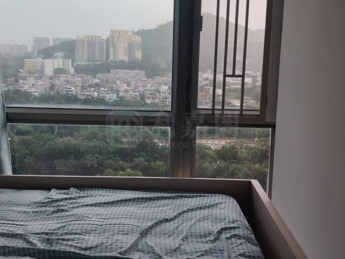 中層$660萬Yoho Town簡單裝修企理，即走！ - 元朗屋網 28YuenLong.com