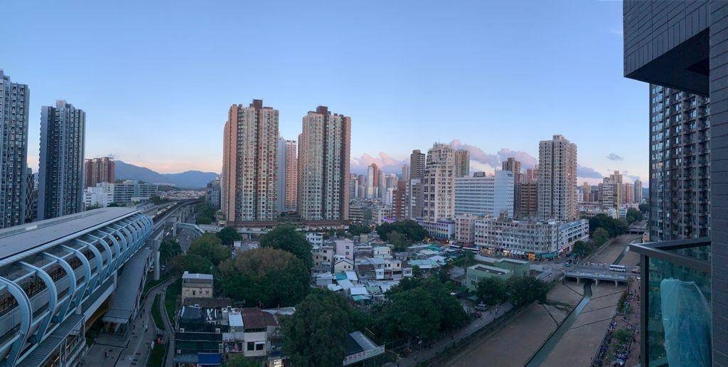 鐵路上蓋盤，交通極其方便，急住套現，業主割愛