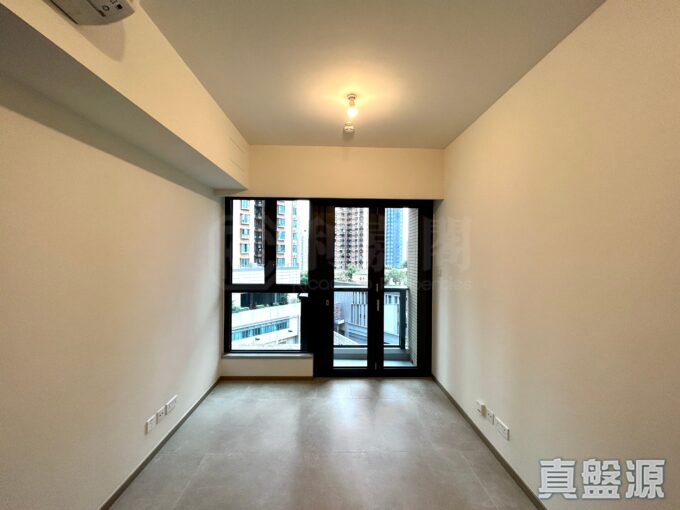 樓皇Yoho Hub3房中層$1059萬即睇！ - 元朗屋網 28YuenLong.com