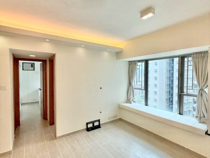 YOHO TOWN ‼️690萬‼️ 高層開陽梗廚兩房 433“ - 元朗屋網 28YuenLong.com