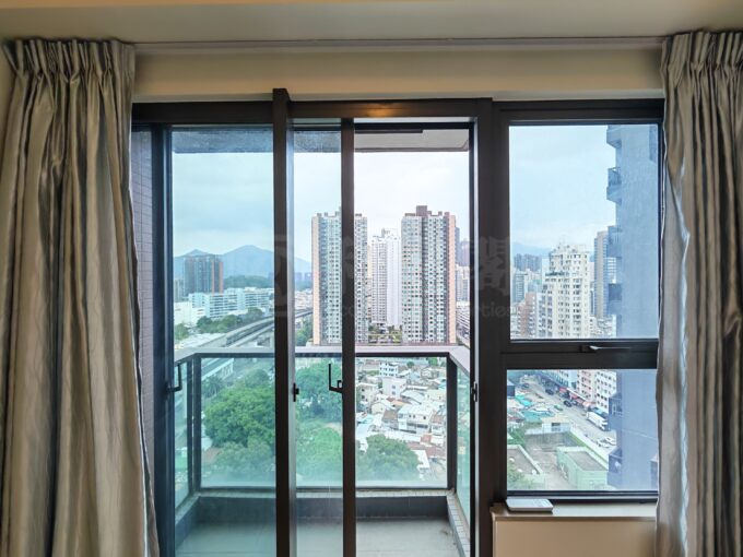 【朗屏站正上蓋 朗城滙 532呎高層巨型大兩房】 - 元朗屋網 28YuenLong.com