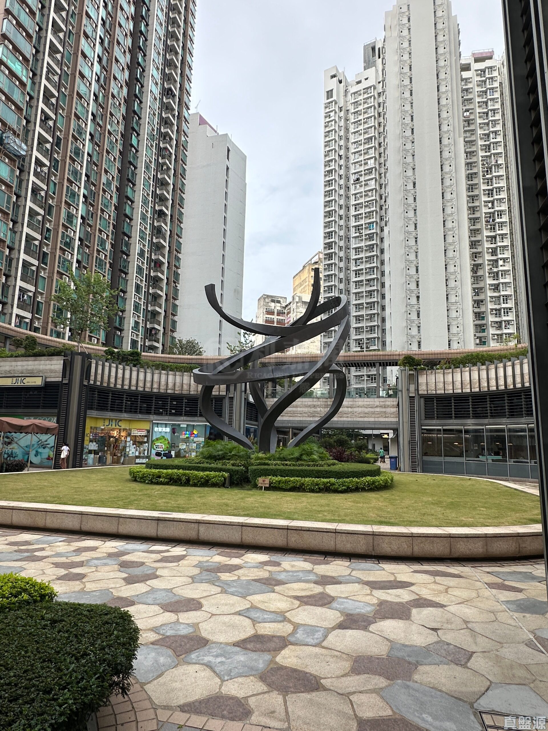 鄰鐵世宙2房平租
