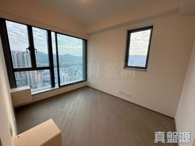 全新未住過三房套+工人套$1340拎包入住 - 元朗屋網 28YuenLong.com