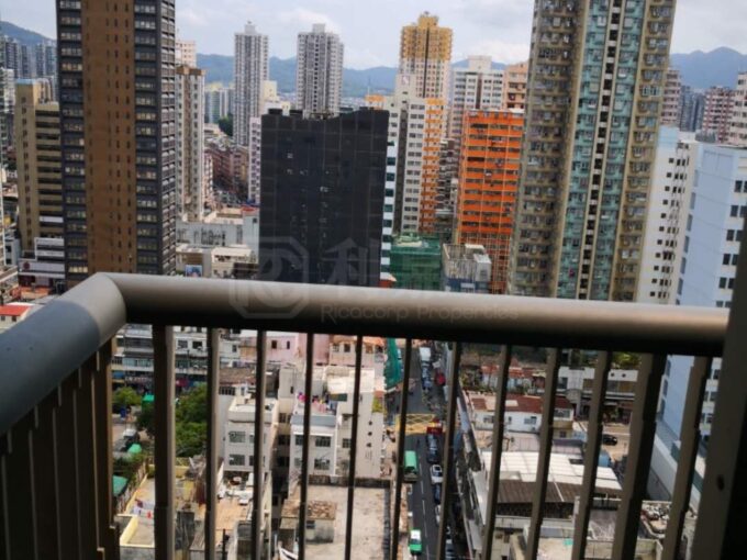 換樓首選,鐵路3房套$996萬,拎包入住 - 元朗屋網 28YuenLong.com