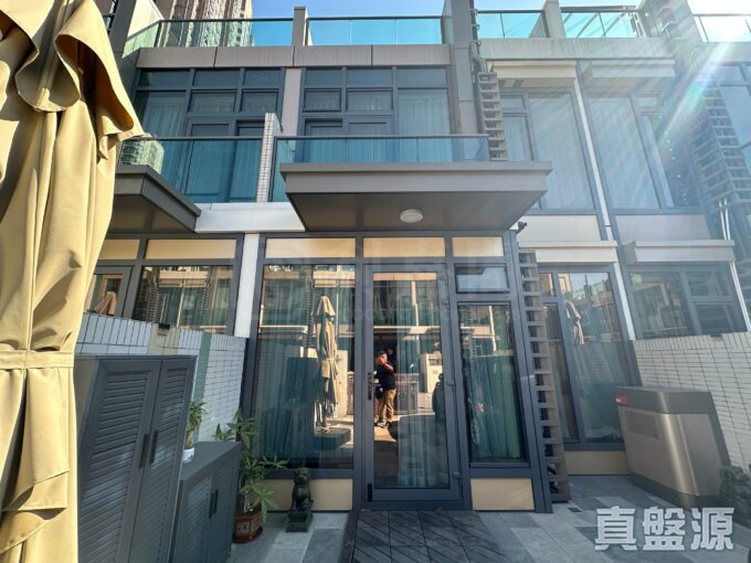 LYOS 花園複式大三房 實用778呎 售$1,650萬！長實北歐風低密度旗艦項目 連兩個車位 - 元朗屋網 28YuenLong.com