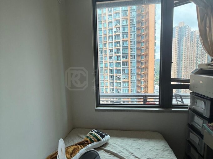 千金難買向東南，Yoho 高層3房拎包入住 - 元朗屋網 28YuenLong.com