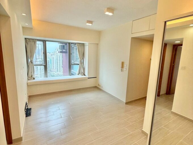 【YOHO Town 高層景觀王】低於700萬入手！433呎 2房 售$698萬 🏙️ - 元朗屋網 28YuenLong.com