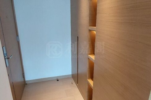 img_cmp_1000026817_40002250g